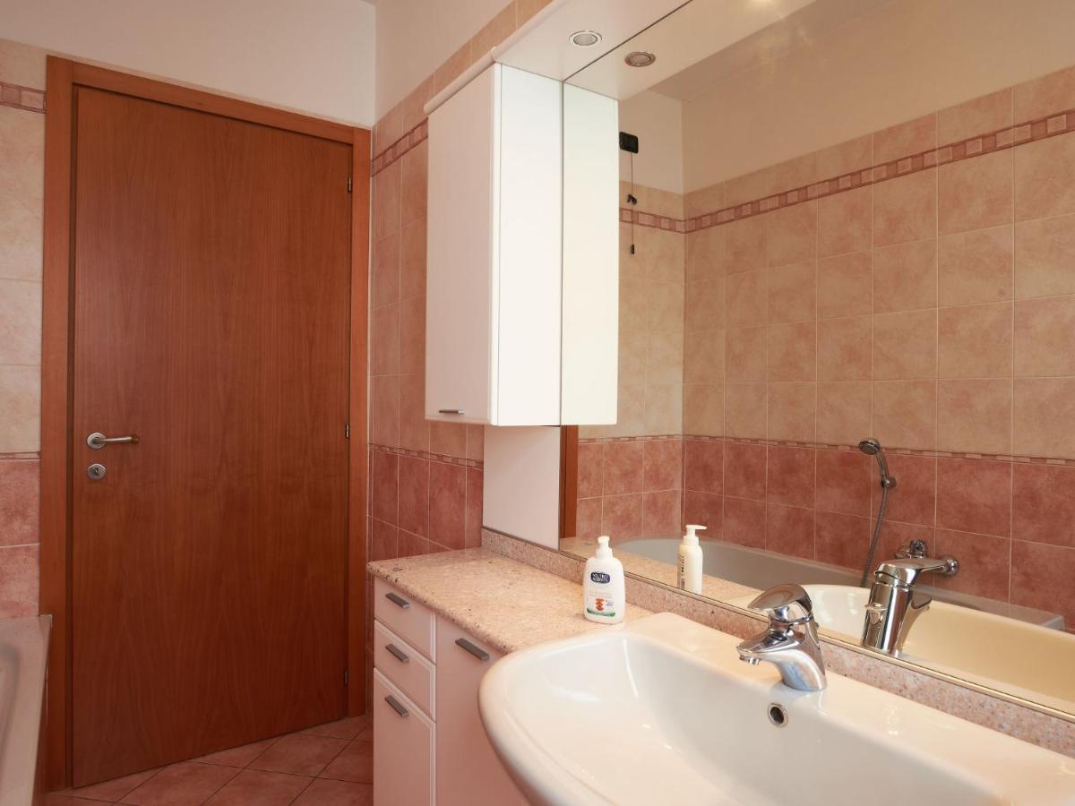 Holiday Home Gigliola - Cco390 By Interhome Colico Exterior foto
